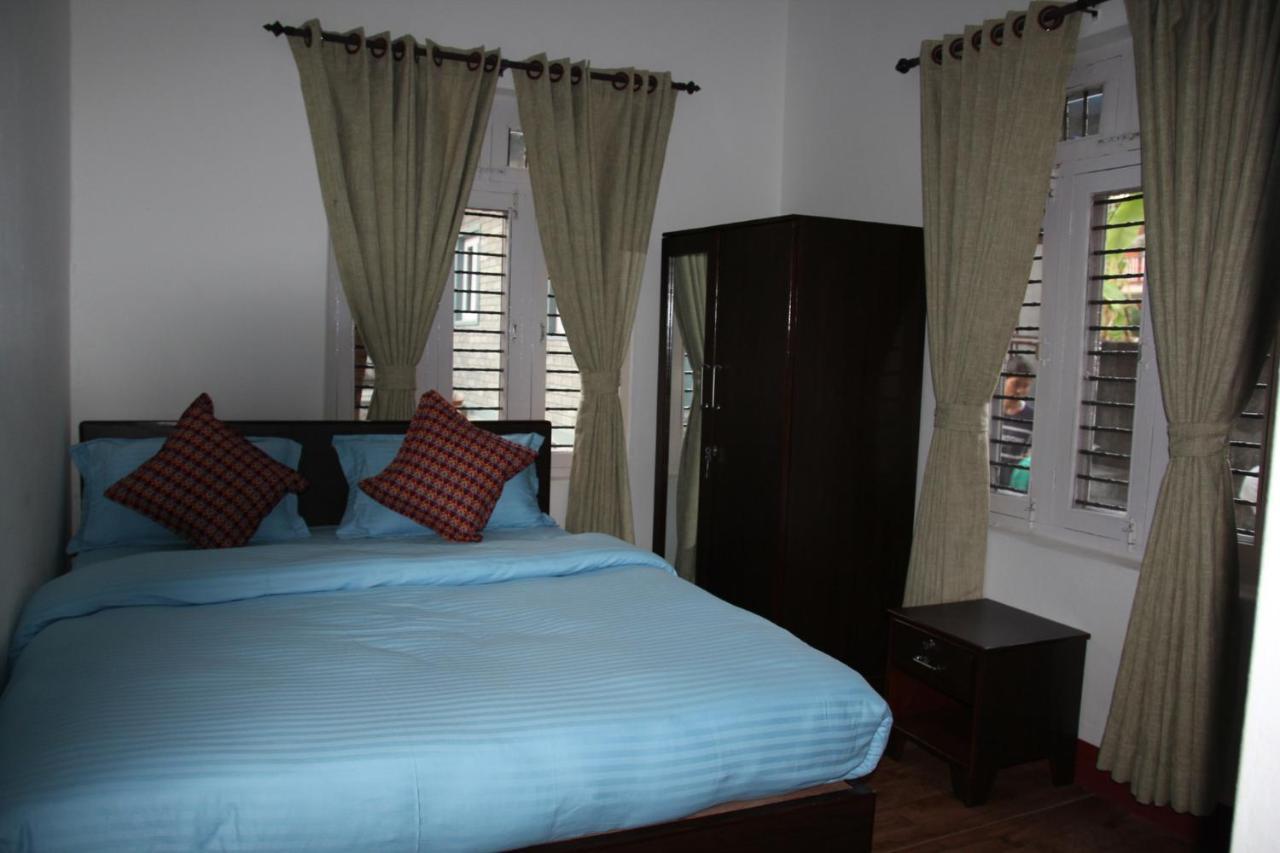 Hope Guest House Pokhara Extérieur photo