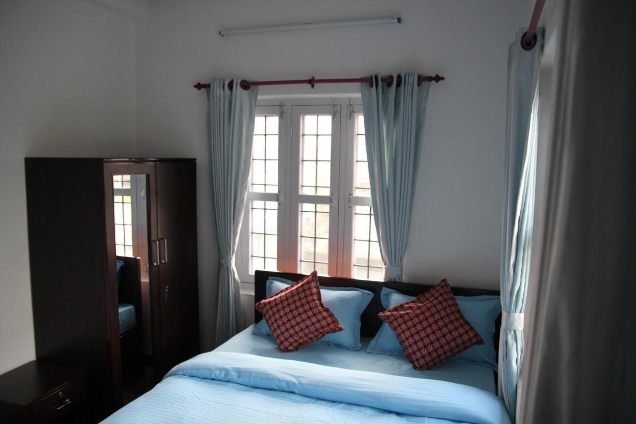 Hope Guest House Pokhara Extérieur photo