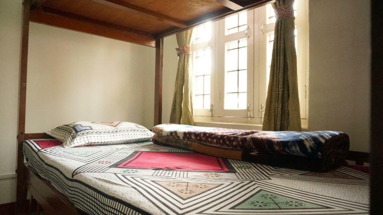 Hope Guest House Pokhara Extérieur photo