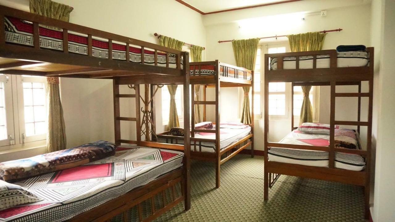 Hope Guest House Pokhara Extérieur photo