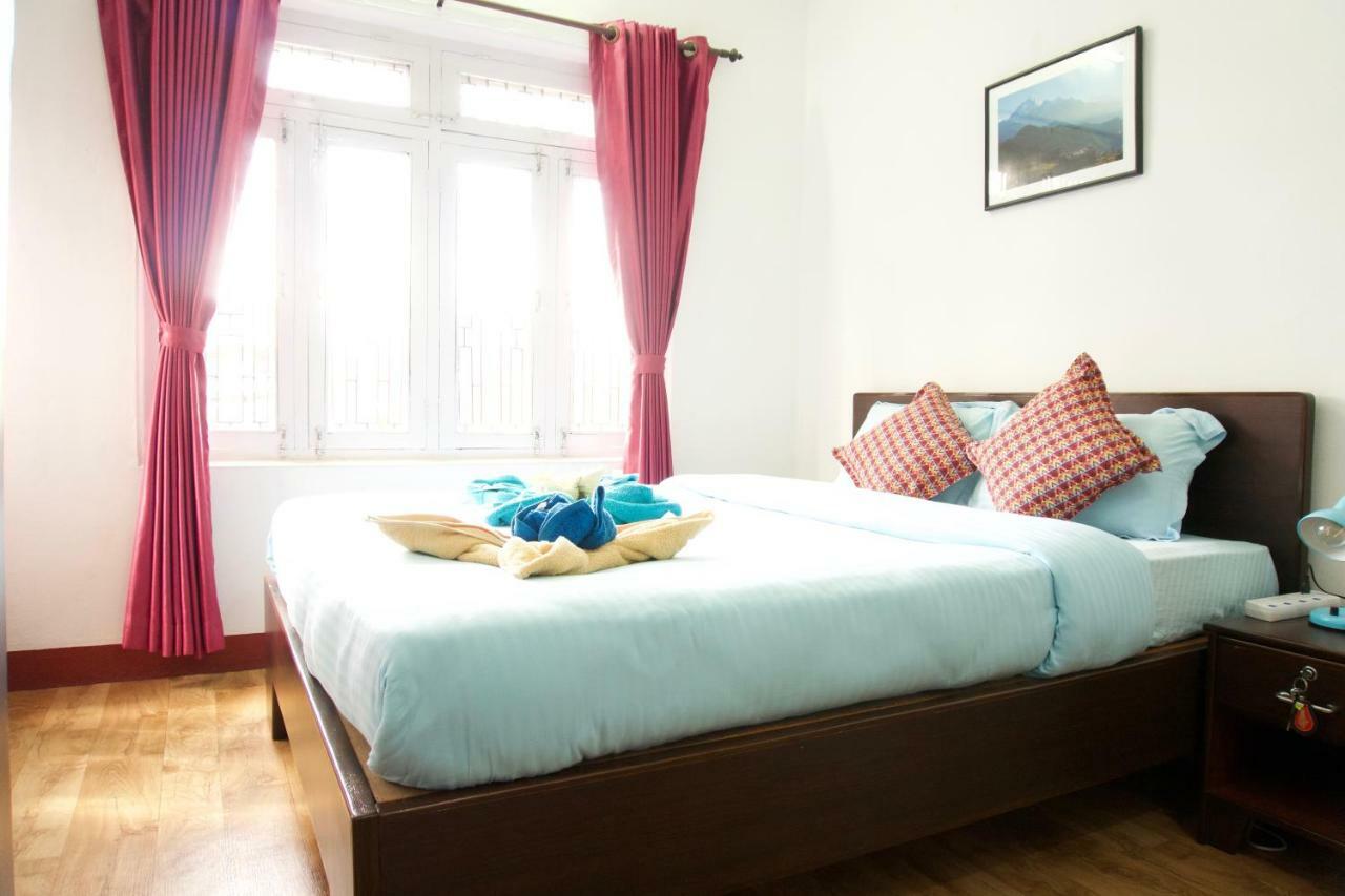 Hope Guest House Pokhara Extérieur photo
