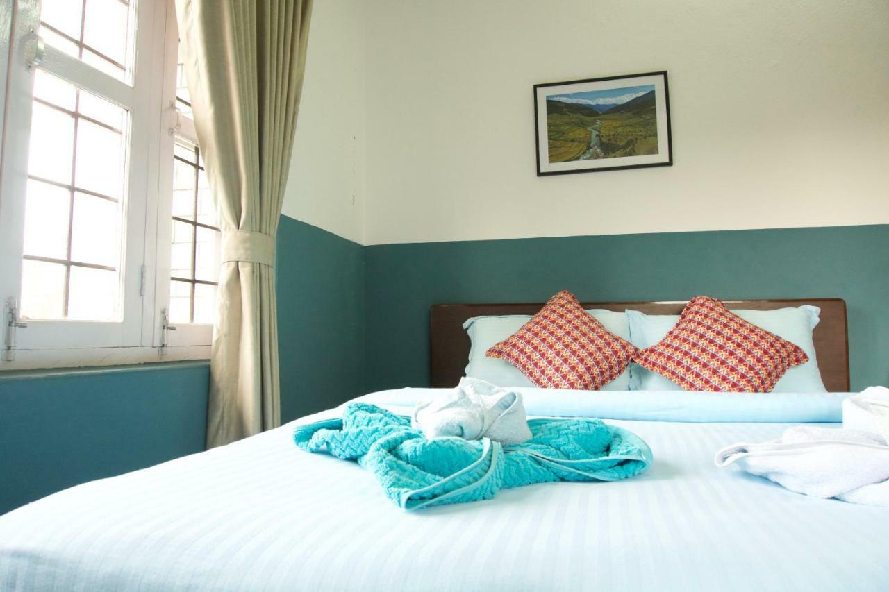 Hope Guest House Pokhara Extérieur photo