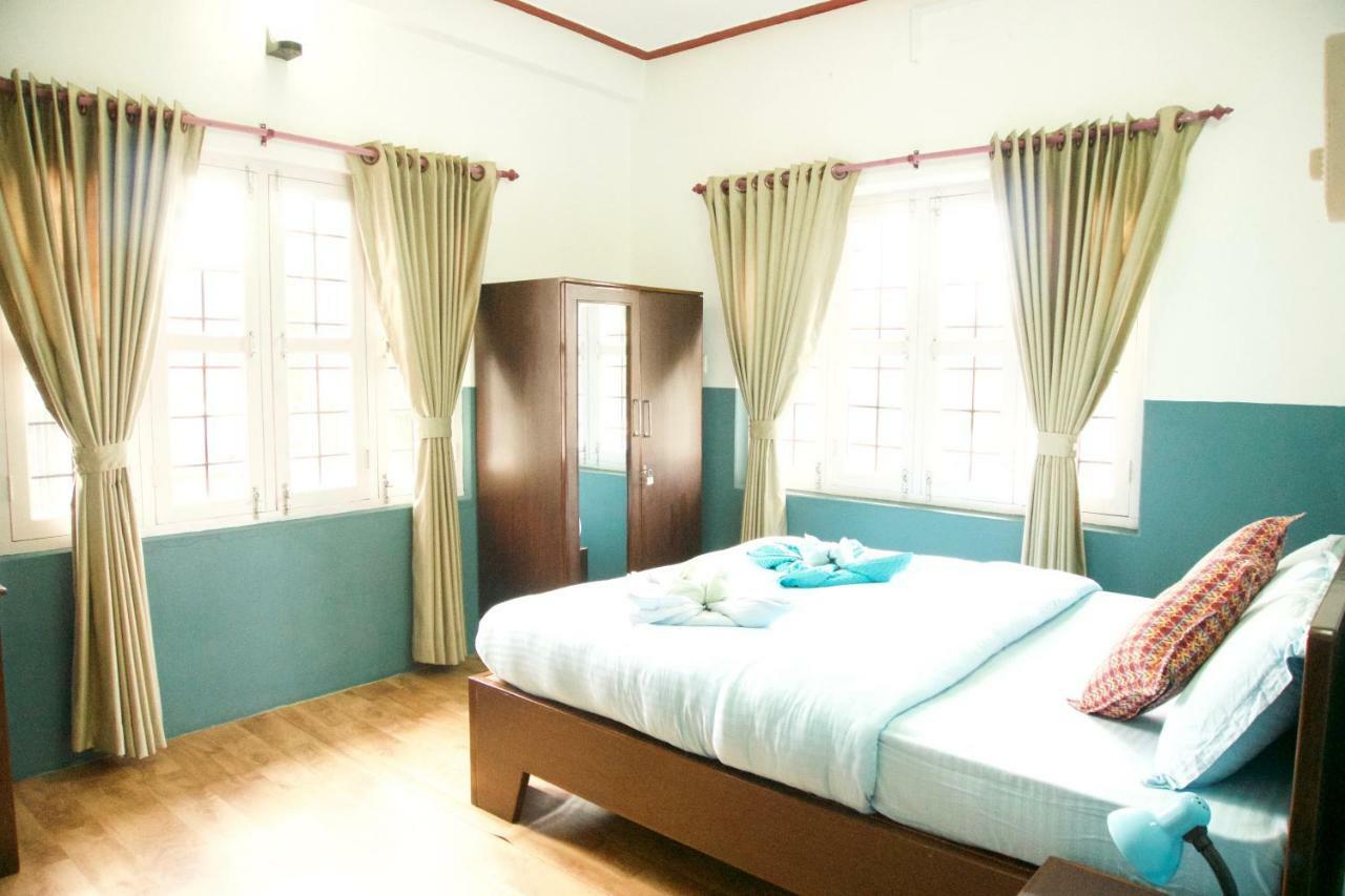 Hope Guest House Pokhara Extérieur photo